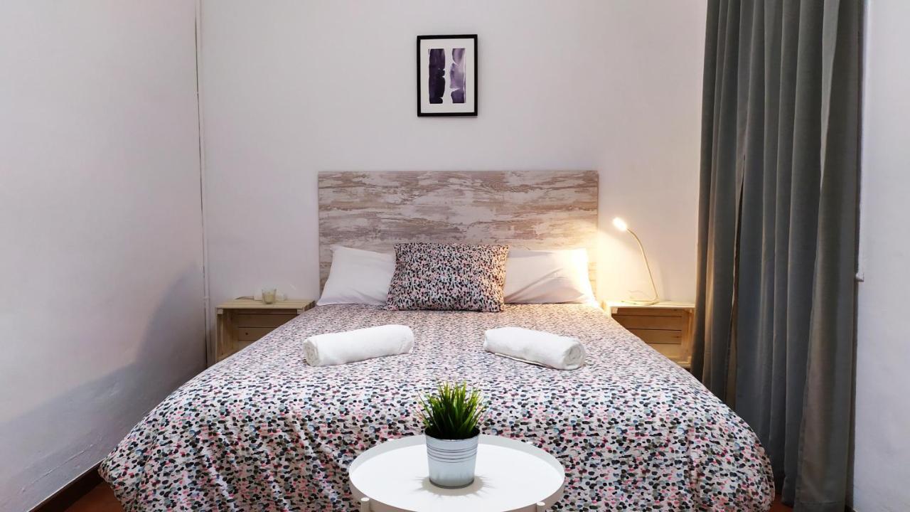 Break In Gothic Hostal 2* Barcelona